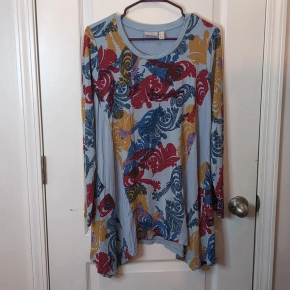 LOGO by Lori Goldstein Blue paisley tunic with pockets - Picture 3 of 9
